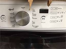 The maytag front load washer has tons of useful features, but how good is it at cleaning you. My Maytag Front Loader S Locked Light Is Flashing And No Fixya