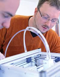 OFF JB2018 REINZEICHNUNG RIS 190517.indd