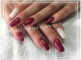 rot und glitzer babyboomer und swarovski steinchen schone nagel nicht nur fur weihnachten nageldesign glitzer nageldes schone nagel nageldesign nagellack