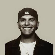 Taylor Riley (Taylorrrileyyy@)