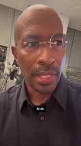 CNN's Van Jones revealed he received a DM from Charlie Kirk for personal  dialogue just one day before Kirk's death. Van Jones: "Charlie Kirk and I  were not friends, at all. In