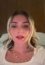 Savannah Gill's Instagram, Twitter & Facebook