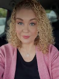 Jane Molloy (@missjaneo) • Instagram photos and videos