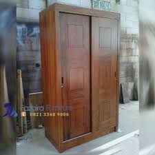 Tidak hanya lemari baju saja, sebagai produsen mebel jepara kami juga memproduksi berbagai macam produk furniture jati lainnya. Lemari Pakaian Minimalis Kayu Jati 2 Pintu Sliding Fazaira Furniture
