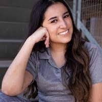 Alison Siller's Instagram, Twitter & Facebook