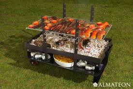 Le Feu Roulant Fait Office De Barbecue Brasero Chauffe Plat Feu De Camps Et Incinerateur De Jardin Brasero Cheminee De Jardin Barbecue
