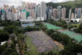 支持反送中和港人港审，游行会有用 70 % 反对这场游行，支持《逃犯条例》修法 14 % 支持这场游行，但认为示威改变不了结果 14 % é¦™æ¸¯äººå¼€å§‹ åé€ä¸­ å¤§é›†ä¼šå¤§æ¸¸è¡Œæ•°ä¸‡äººå‚åŠ  6park Com