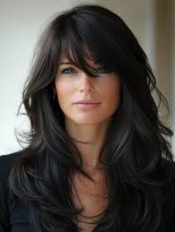 Hi! Can anyone recommend a good hair stylist that specializes in hair  coloring blondes? Thanks! *Can you add Facebook link to their hair page if  possible so I can check out their