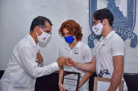 Jun 21, 2021 · la familia ferrocarrilera festejó el día del padre de una manera especial, lo hizo jugando al futbol entre un equipo de la sección 25 de tierra blanca frente a la sección de orizaba donde los primeros terminaron ganando en el Reconoce Gobierno Municipal Trayectoria De Los Hermanos Chessani Garcia Municipio De Coatzacoalcos