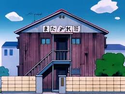 Siri ini mengisahkan gelagat seorang budak berumur lima tahun dan keluarganya yang berlatarkan sebuah rumah di bandar kasukabe. Shin Chan Malay Makanan