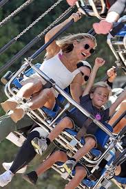 What elsa pataky and chris hemsworth's children think they do for work. Elsa Pataky Enjoys The Day With Her Kids At Luna Park In Sydney Australia 220121 6