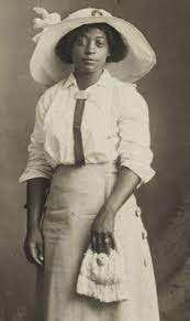 1910 Her Name Was Mamie Elders Dressed To The Nines Vintage Black Glamour Black History American Vintage