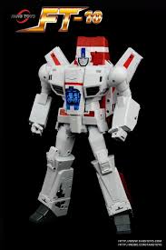 Fly a fighter and shoot your enemies down from the sky. Fans Toys Ft 10 Phoenix Masterpiece Skyfire