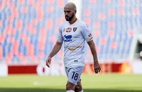 Lecce stipendi serie a 2019/2020. Saponara Lecce E Speciale Mi Sono Sentito Parte Di Un Sogno Purtroppo Non Realizzato Calcio Lecce