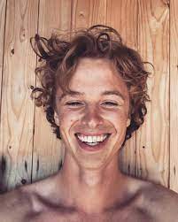 Danielson got his international breakthrough after american dancer maddie ziegler shared a dance clip on instagram where his song ending was played. Isak Danielson Net Worth 2021 Height Age Bio Dating Wiki