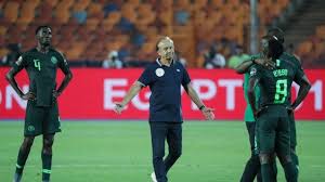 Nigeria's super eagles looking for best dressed accolades on and off the pitch at russia 2018. Afrika Cup Trotz Niederlage Rohr Stolz Auf Seine Super Eagles