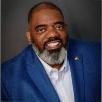 Andre Stuckey's Instagram, Twitter & Facebook