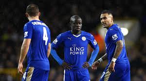 Im april 2014 stieg der verein zehn jahre nach dem abstieg wieder in die premier league auf. Der Englische Meister Leicester City Steht Am Abgrund Zdfmediathek