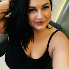 Hi I'm just wondering if any salons have any available beauty rooms to rent  for waxing inc intimate, lash lift, brows & space for nails?