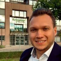 300+ "Pflaumer" profiles