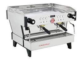 One of the things la marzocco is best known for is creating luxury home espresso machines. Nuova Simonelli Aurelia Vs La Marzocco Linea Majesty Coffee School