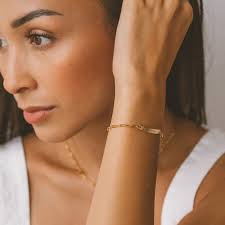 Handmade Bracelets: Delicate & Charming Designs for a Timeless Appeal