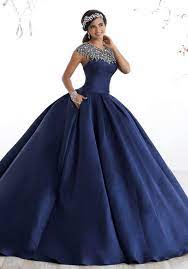 Colori tenui come rosa chiaro e crema neutro sembrano essere spuntati in molti dei. 20 Ottime Idee Su Abiti Color Tiffany Abiti Vestiti Abiti Da Sposa