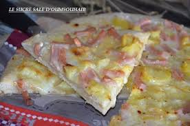 Pizza Creme Fraiche Reblochon Savoyarde Le Sucre Sale D Oum Souhaib Recettes De Cuisine Pizza Creme Fraiche Recettes De Cuisine Africaine