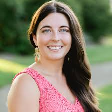 Bianca Rossi's Instagram, Twitter & Facebook