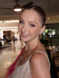 יעל 💗 איפור- לינוי שובל 050-9989160