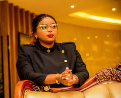 As a young and dynamic pastor, rev lucy natasha is well grounded in the word of god and with her unique way of preaching. Reverend Lucy Natasha Biography Age Husband Career Facts Ralingo