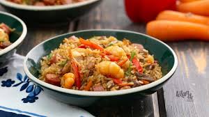 This dish is inexpensive to make and it is not as difficult to cook as some people might think. Assorted Fried Rice Youtube