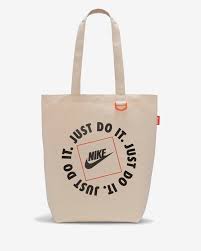 Visit the official shop for o bag and create online the model that suits you perfectly! Nike Heritage Jdi Tote Bag Nike Id