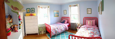How to decorate for two sisters growing up with a sister is usually a blessing, but it can sometimes feel like a curse, especially if those sisters have to share a bedroom! Shared Bedroom Ideas For Sisters Design Corral