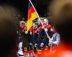 Heute bis 36°c und wir schwitzen munter weiter! Handball Em Tag 5 Deutschland Lettland Sowie Kroatien Serbien Im Tv Weitere In Livestream Und Liveticker