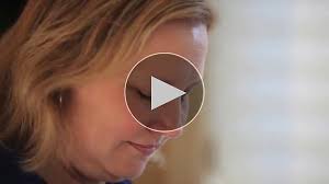 Ivan: The Remarkable True Story of the Shopping Mall Gorilla: Applegate,  Katherine, Karas, G. Brian: 9780544252301: Amazon.com: Books