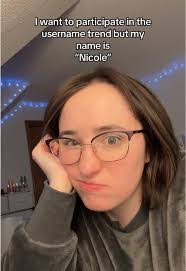 Nicole Primo's Instagram, Twitter & Facebook