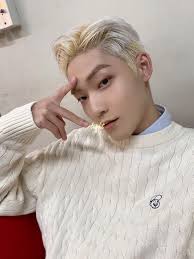 Isabell ⚯͛ (@moon.art.kev)