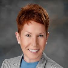 We've done it again. My family has completed our FOURTH state to state  move, and this one was by far the most special 🚚🏡 After being with Target  just 6 months in