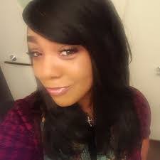 Alisa Farr's Instagram, Twitter & Facebook