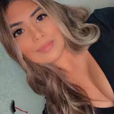 Briana Fernandez's Instagram, Twitter & Facebook