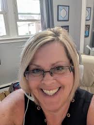 Lisa Earle Maki Smith Independant Scentsy Consultant