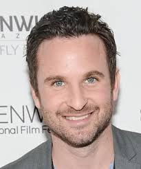 Грегори Лэй (Gregory Lay): фильмография, фото, биография. Актёр Сценарист .