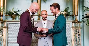 Get ordained online free uk. How To Get Ordained And Officiate A Friend S Wedding