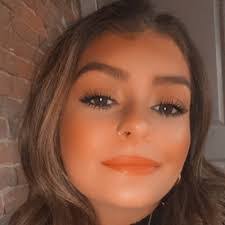 Alexandra Martello's Instagram, Twitter & Facebook