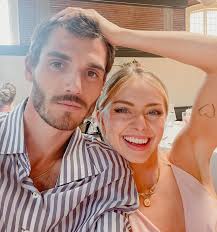 brigit (@hellobrigit) • Instagram photos and videos