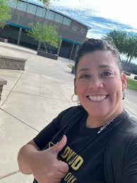 Stefanie Ewbank, NBCT (@EdutainerStef)