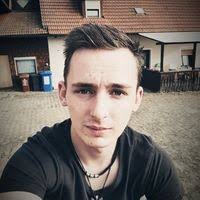 9 "Benjamin Kind" profiles