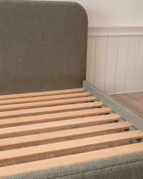 Image result for Beige Ceylog 1987 UMM