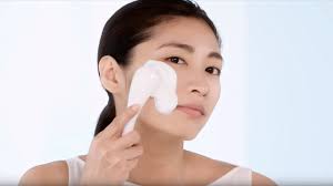 Either way, make sure to regularly clean and. How To Wash Your Face Using A Cleansing Brush Skincare Tutorial Shiseido Youtube